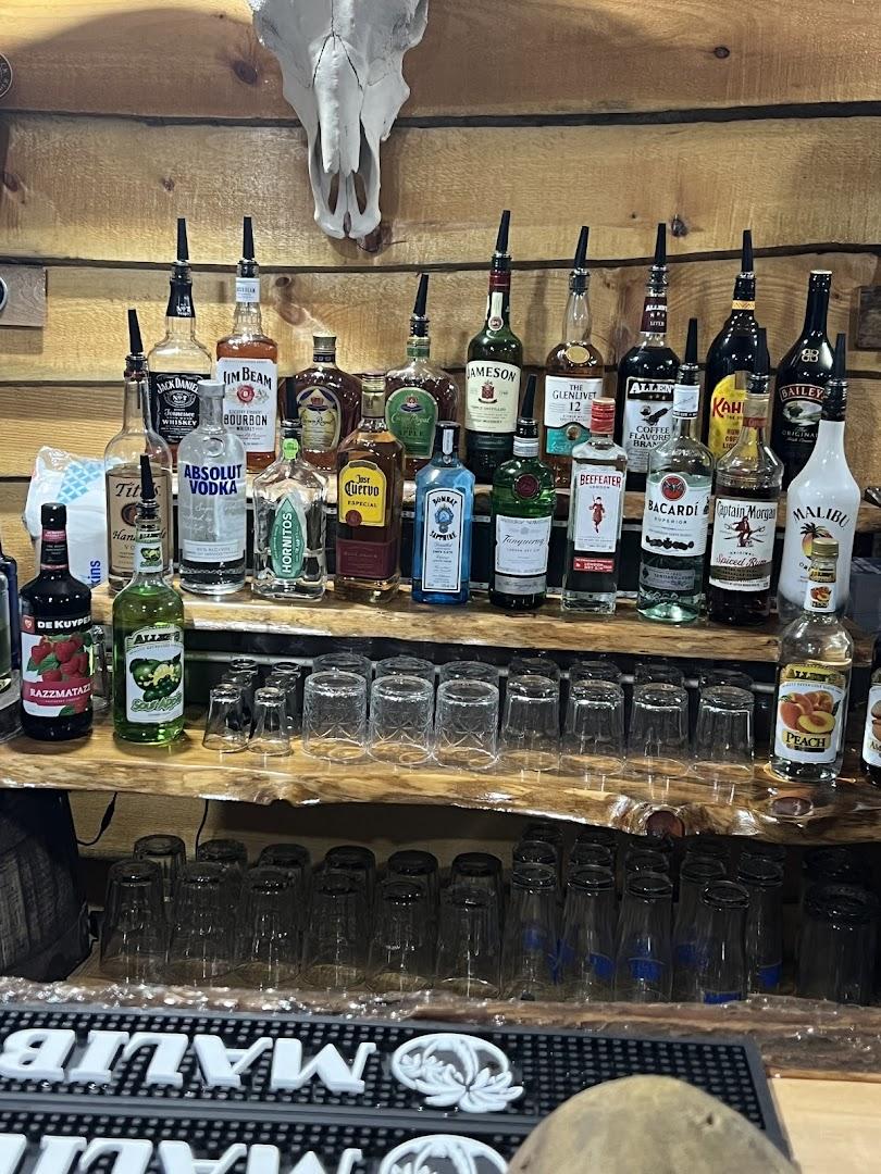 Backwoods Eatery & Tavern